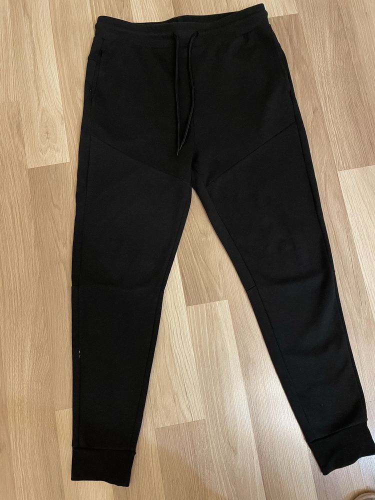 Спортивні штани CROPP