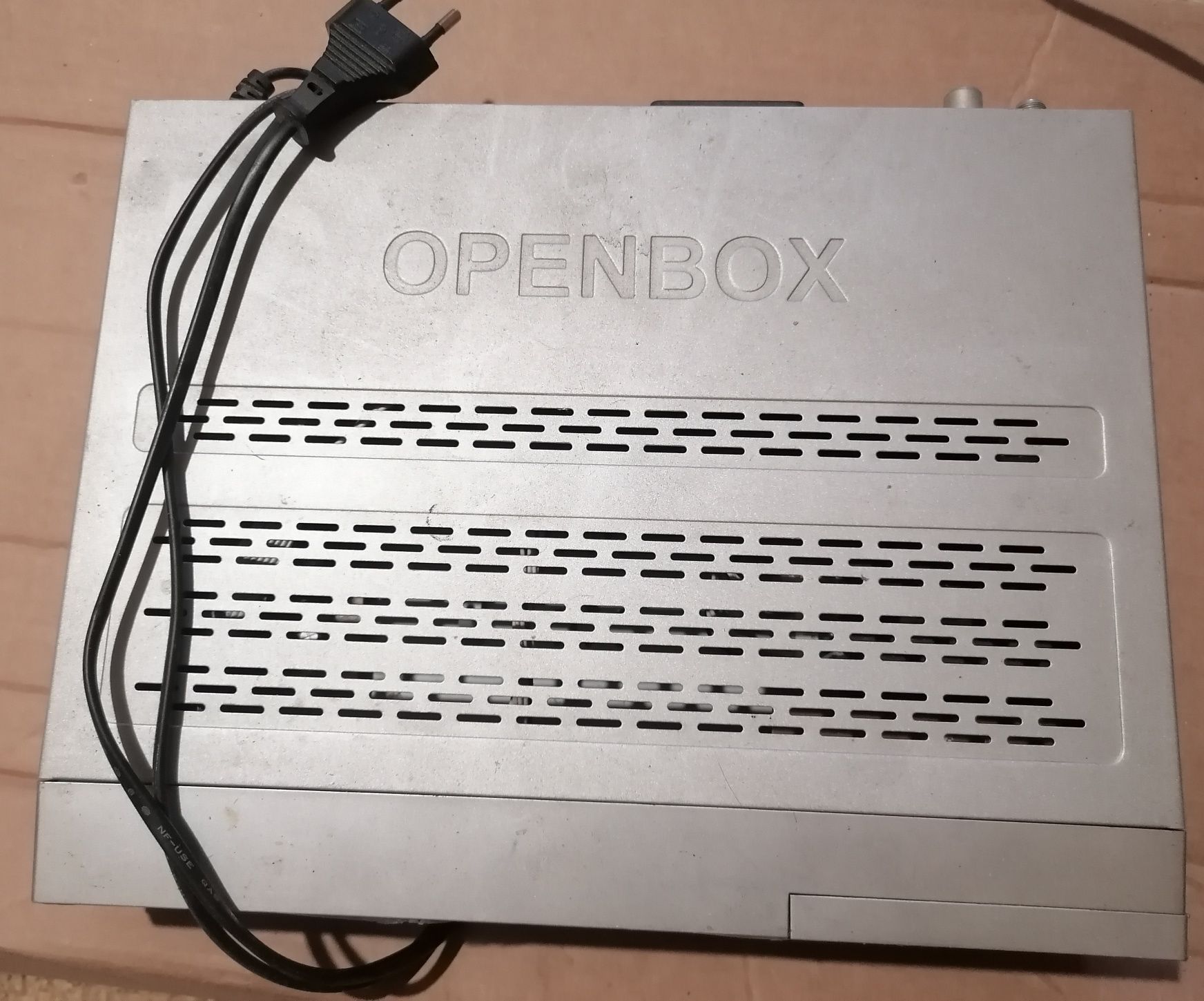 Openbox X 800 спутниковый ресивер в хорошем состоянии