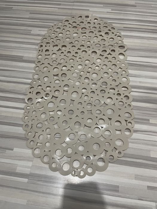 Mata antypoślizgowa do wanny