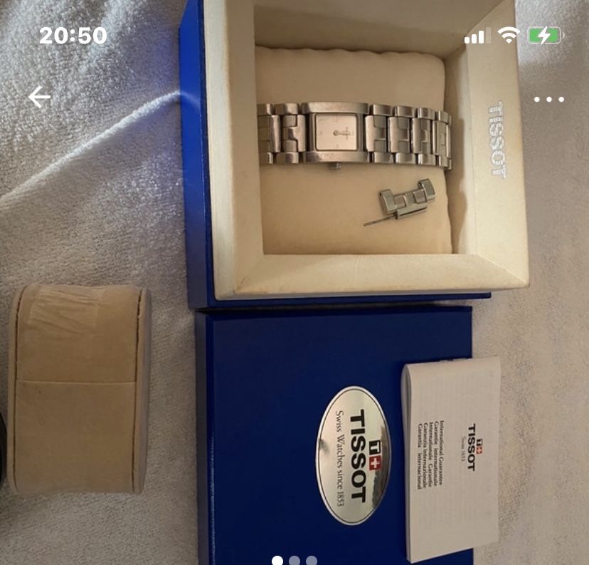 Relógio Tissot. Com caixa e comprovativo de compra.