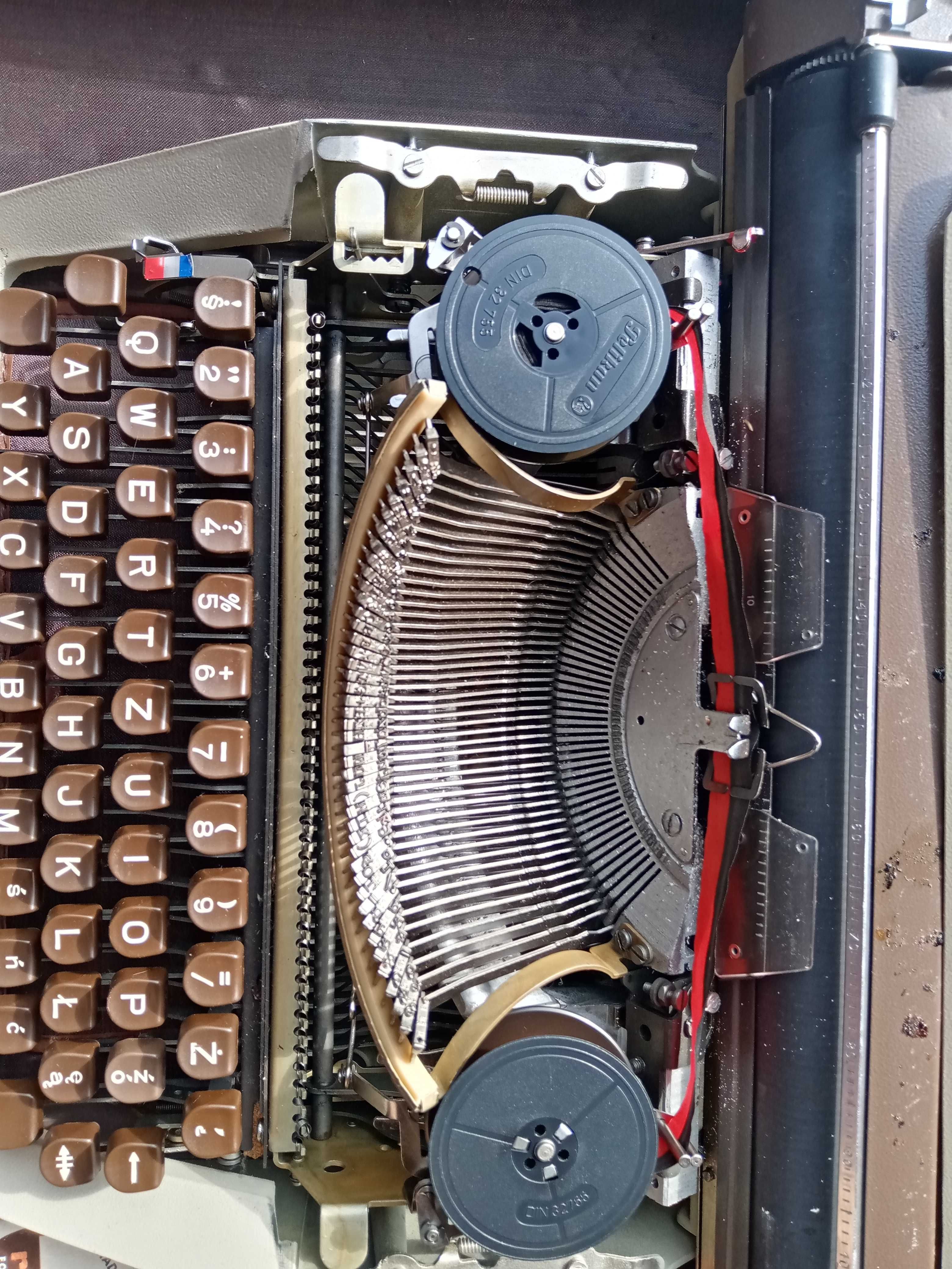 Maszyna do pisania łucznik 1303