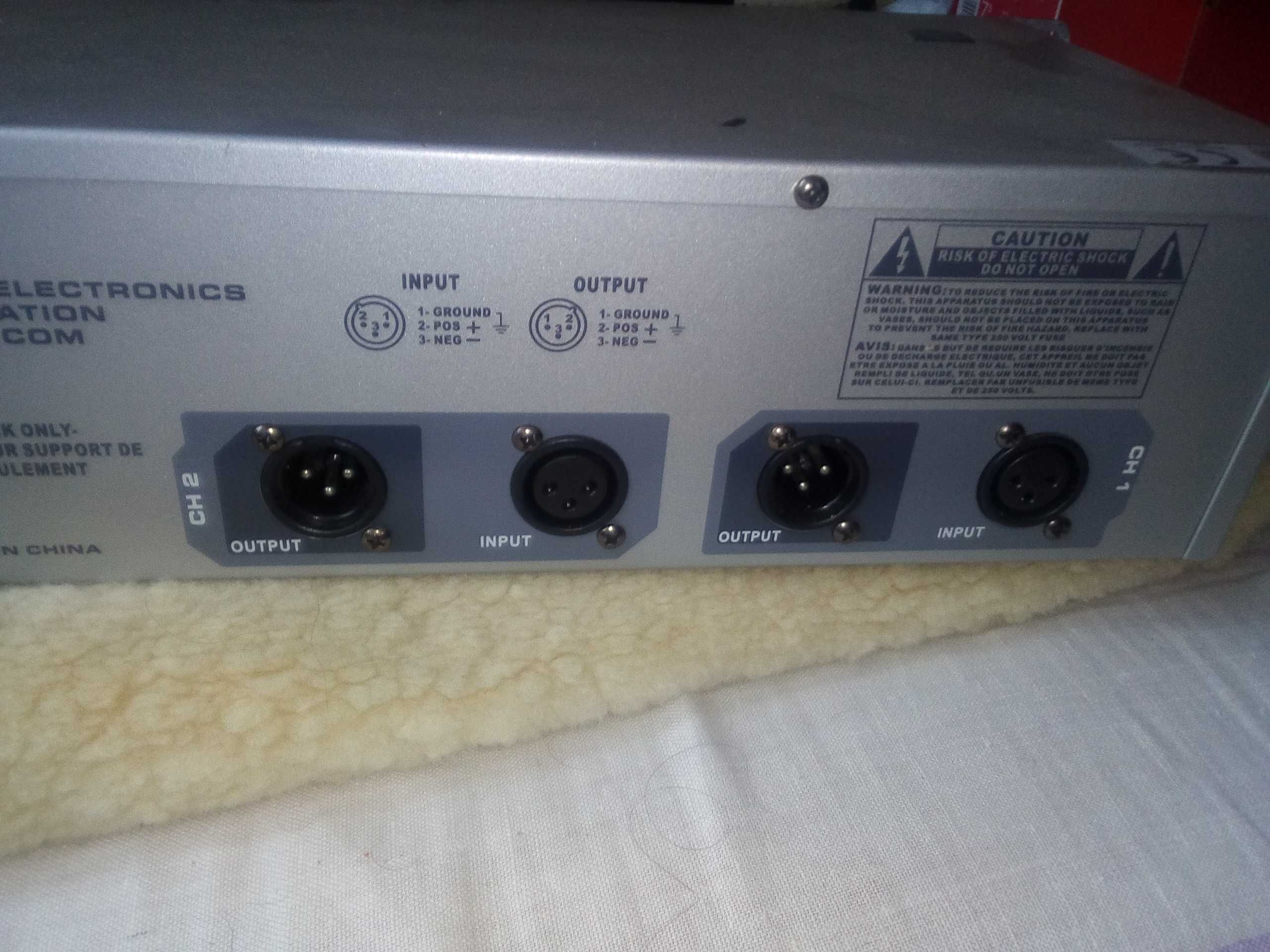 Peavey PV231EQ equalizer korektor graficzny profesjonalny dual 31 band