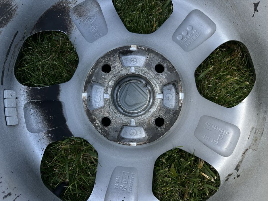 Титанові диски 4 100 R15 Dacia/Renault ORIGINAL