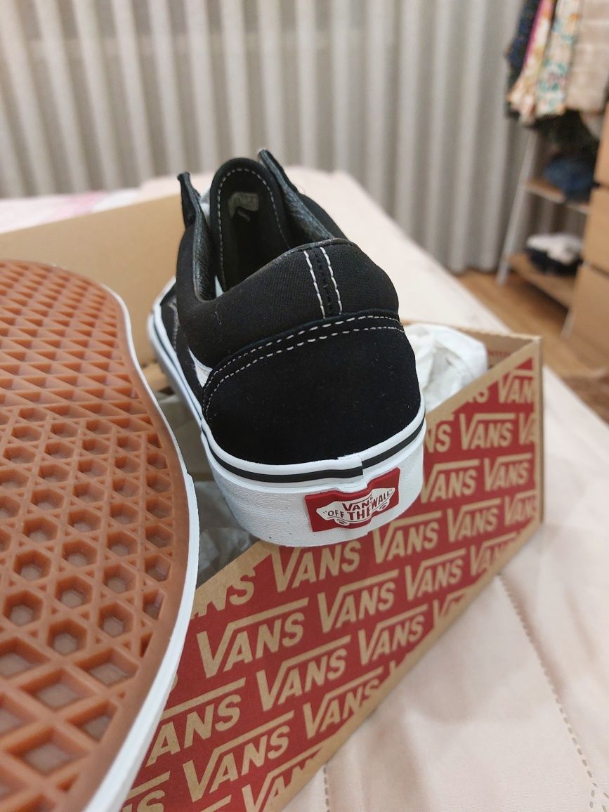 Vans Old School nunca usadas. N°42