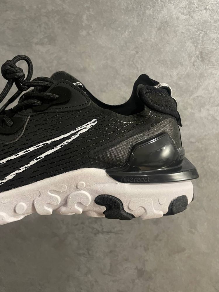 Чоловічі кросівки найк реакт чорні Nike React Vision Black/White