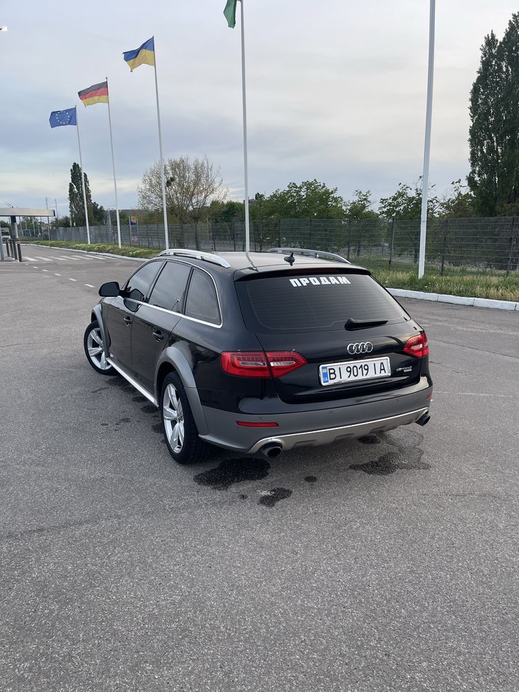 Audi a4 allroad 2012