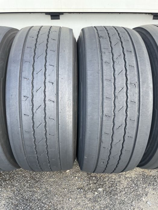 Continental Conti Hybrid 385/65R22.5 комплект прицепні вантажні шини