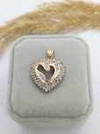 Zawieszka ze złota, brylantowe serce, złoto 417, 0,59 ct, certyfikat