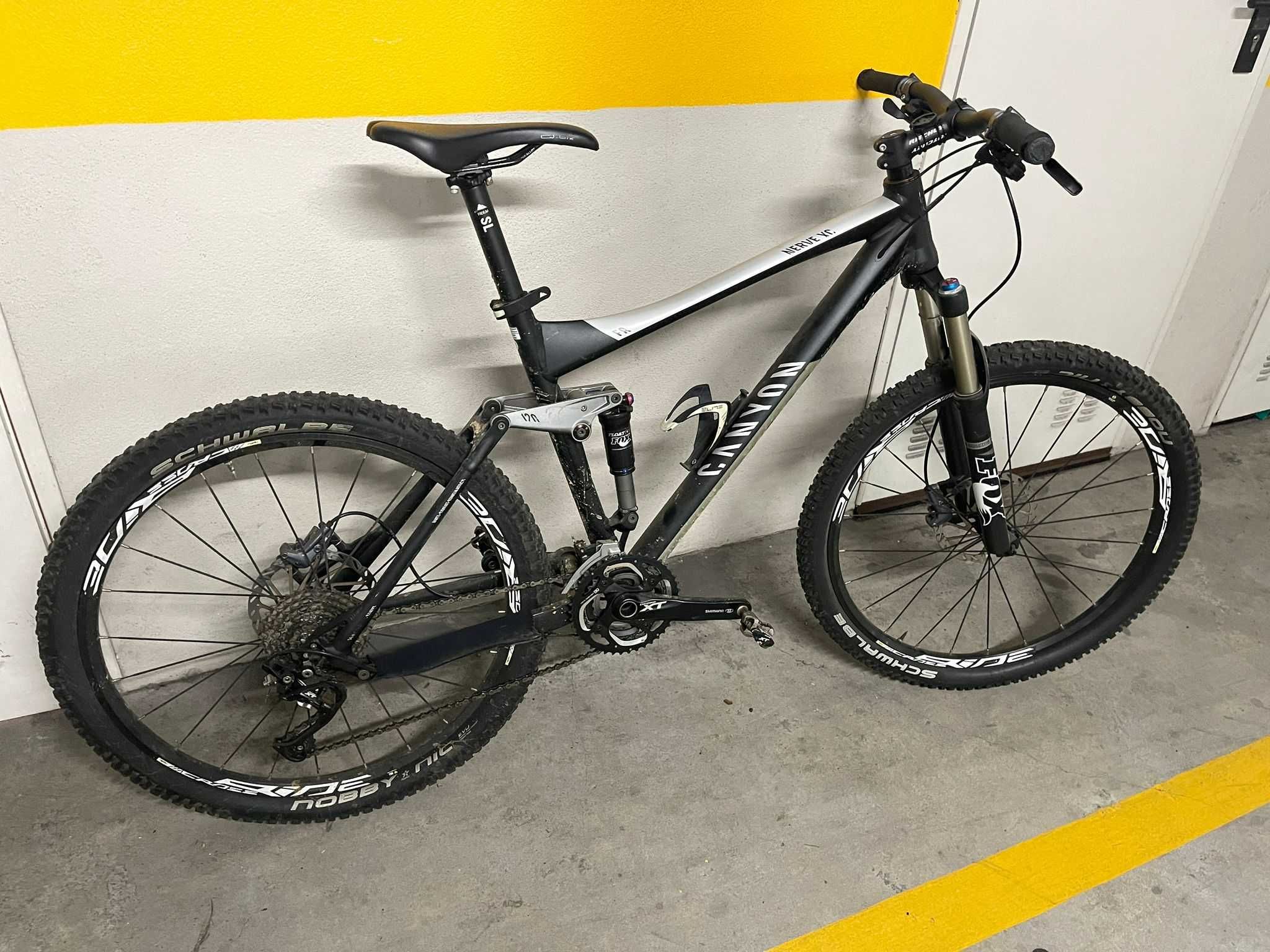 Canyon Roda 26 Preta