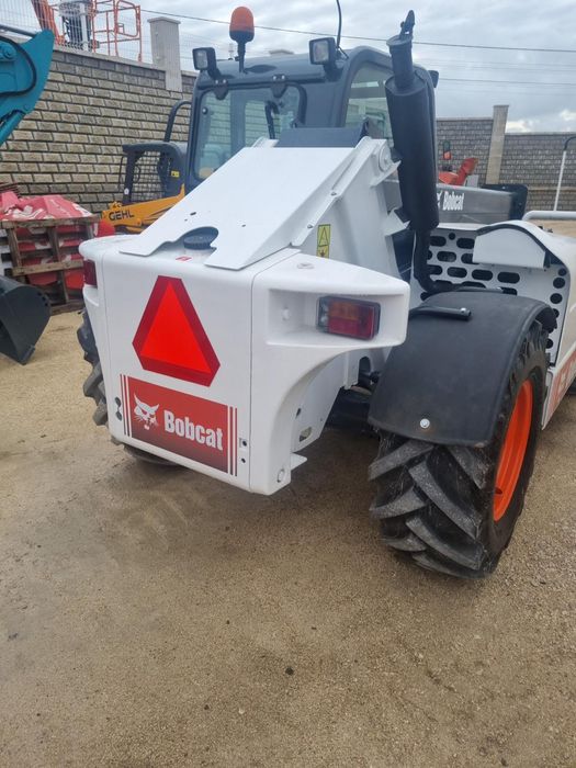 Bobcat impecável