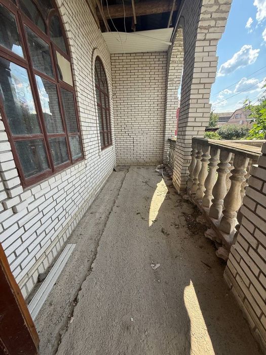 Продається недобудований 3-пов. будинок в м. Корсунь-Шевченківський