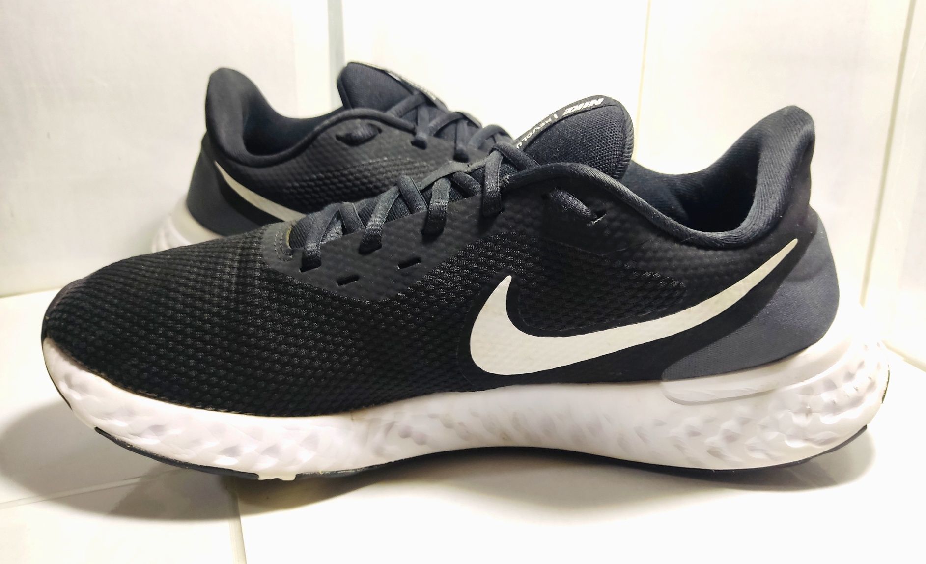 Кроссовки Nike Revolution 5 BQ3204-002, размер 44