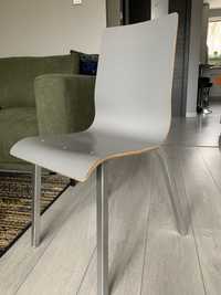 Krzeslo z Ikei szare