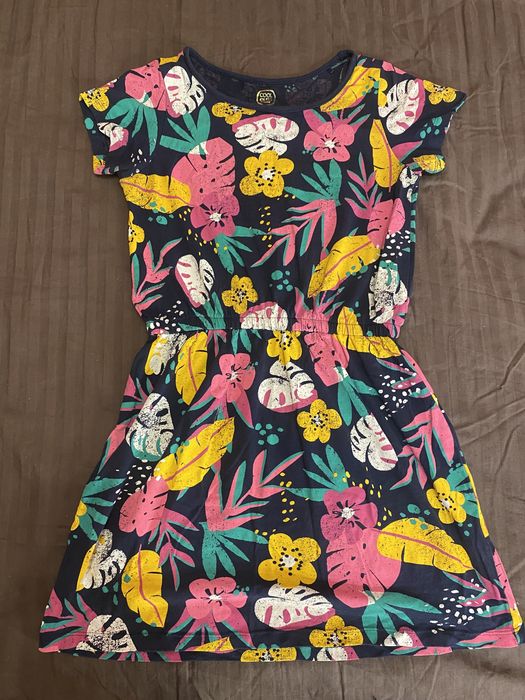 Сукня для дівчинки 134 см