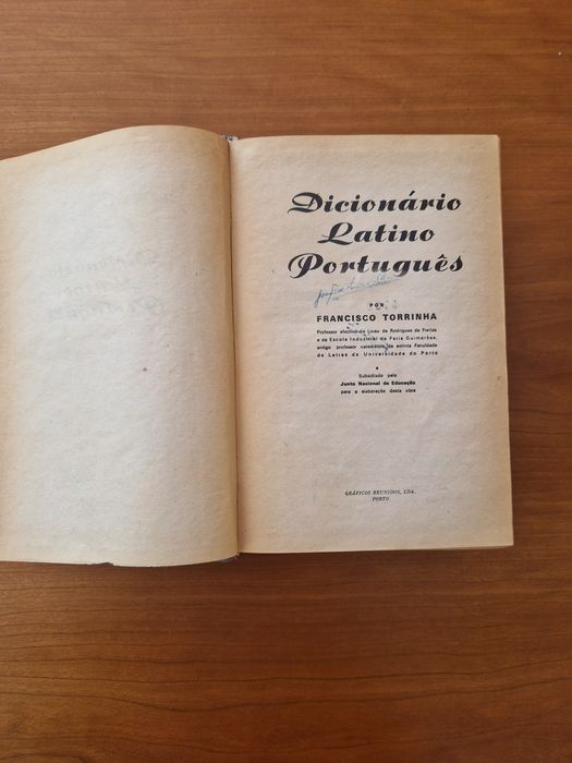Dicionário Latino Português, Francisco Torrinha