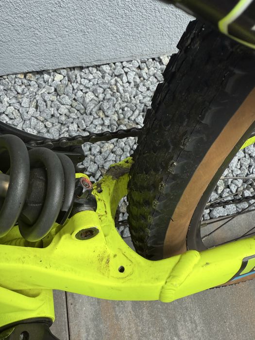 Commencal Supreme V3. BOXXER, ROCKSHOX