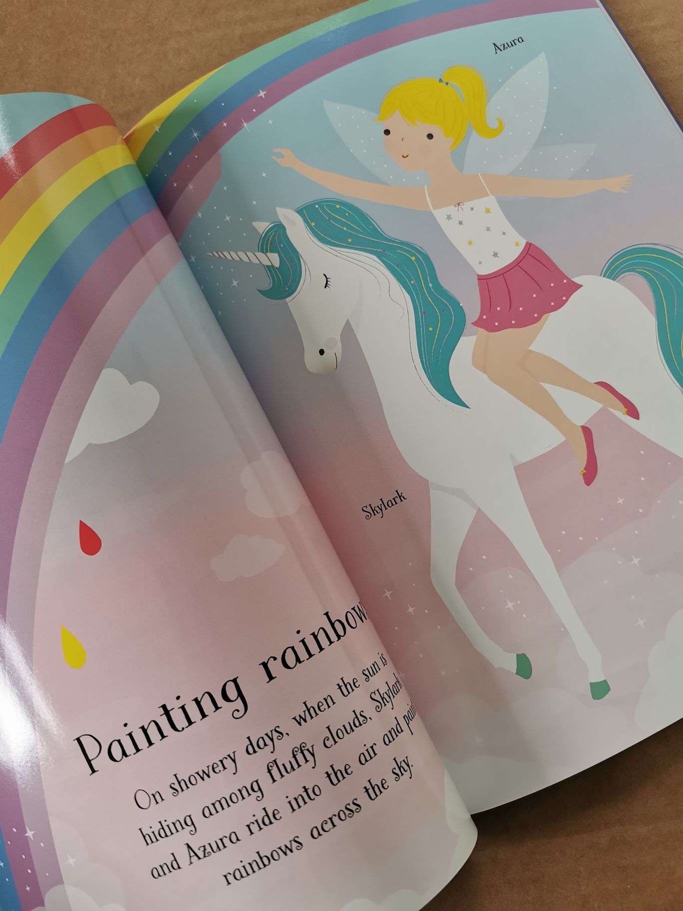 Usborne Little Sticker Dolly Dressing Unicorns jednorożec naklejki