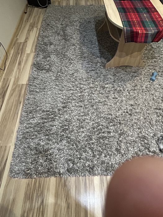 Dywan 200x290 cm uzywany