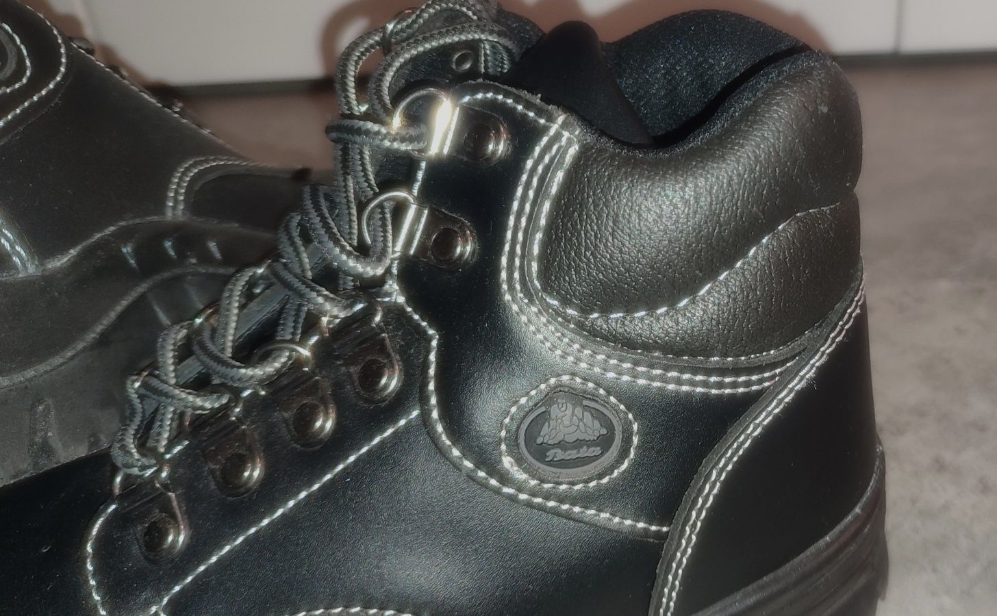 Buty robocze Bata r. 39 / 24,7 cm skóra blacha
