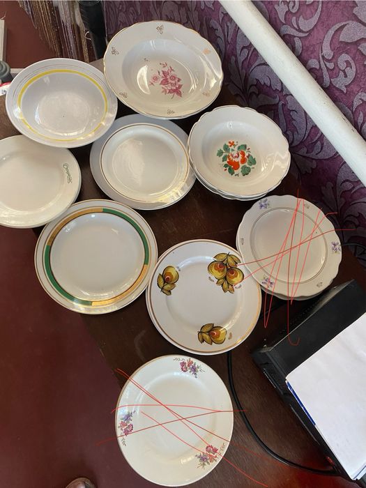 Продам Тарілки різні