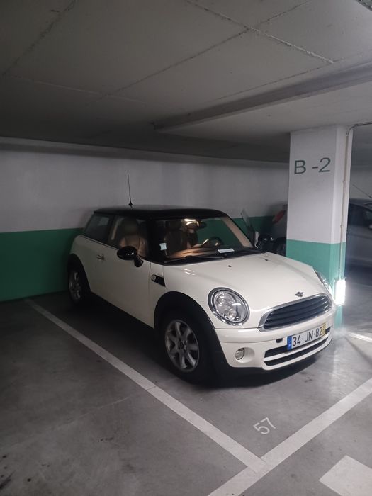 Mini One D econômico e confortável