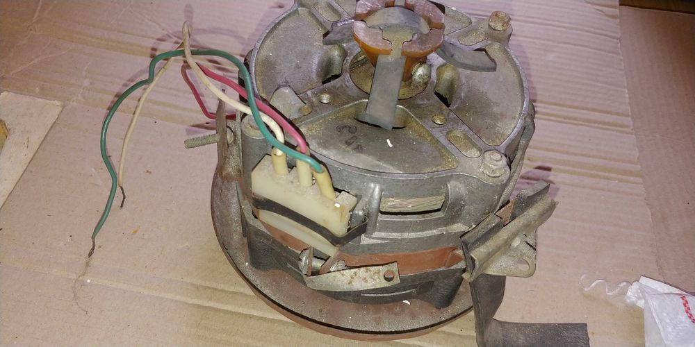 Продам электродвигатель от стиральной машины