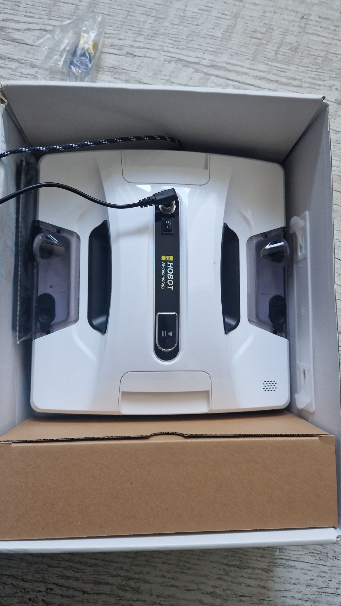 Robot do mycia okien hobot 2s