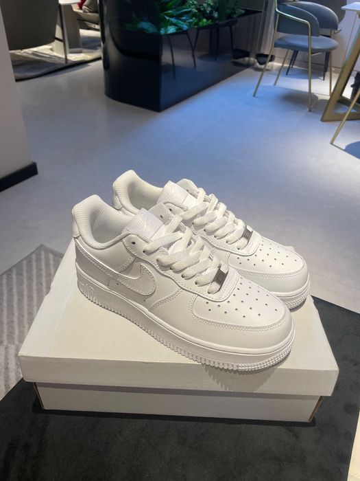 unisex Low Nike Biały damskie Trampki Nowy z metką R.40