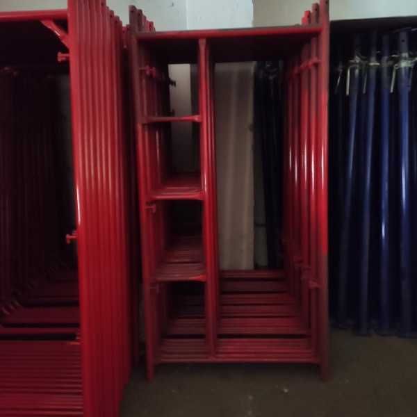 Вишки тури. Леса строительные. Риштування будівельне.