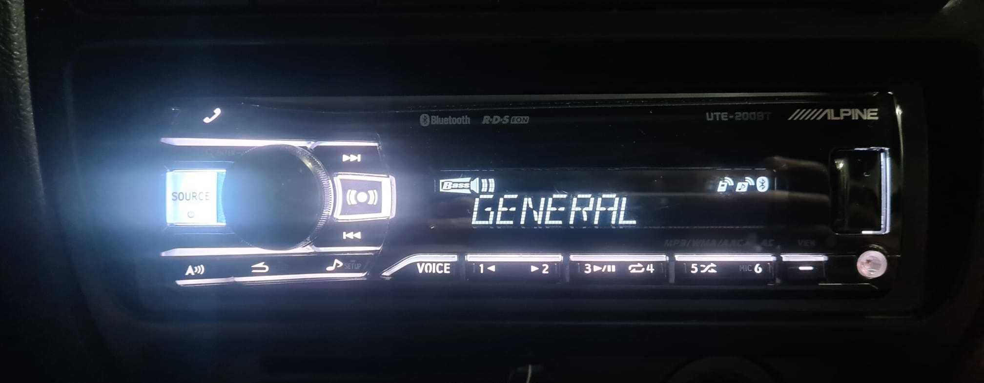 Autorrádio Alpine com bluetooth