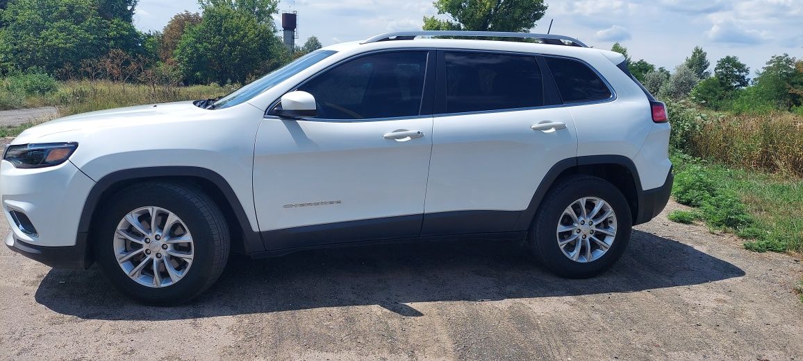 Продам Jeep Cherokee 2,4 2019