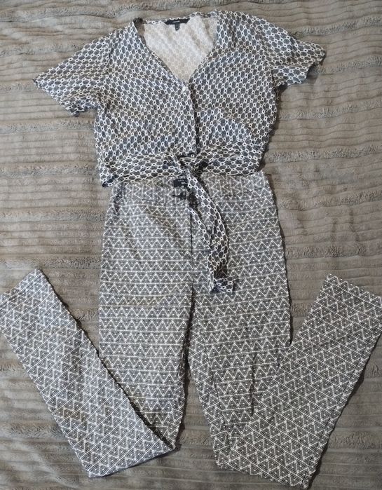 Лот речей блузка і брюки