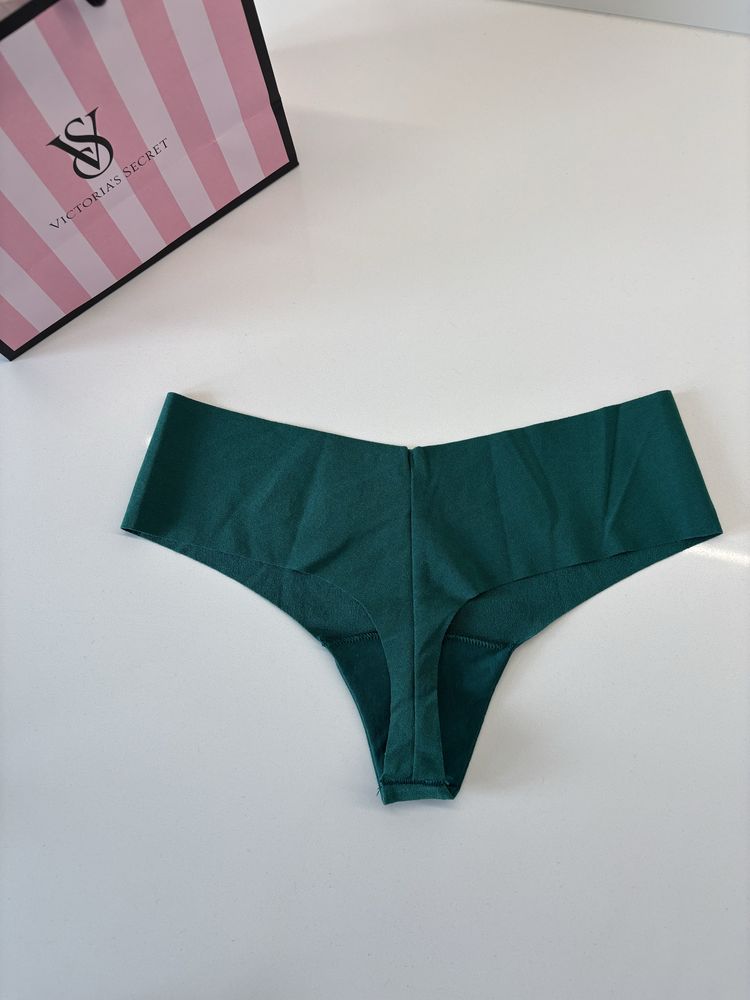 Zielone bezszwowe stringi Victorias Secret S/36