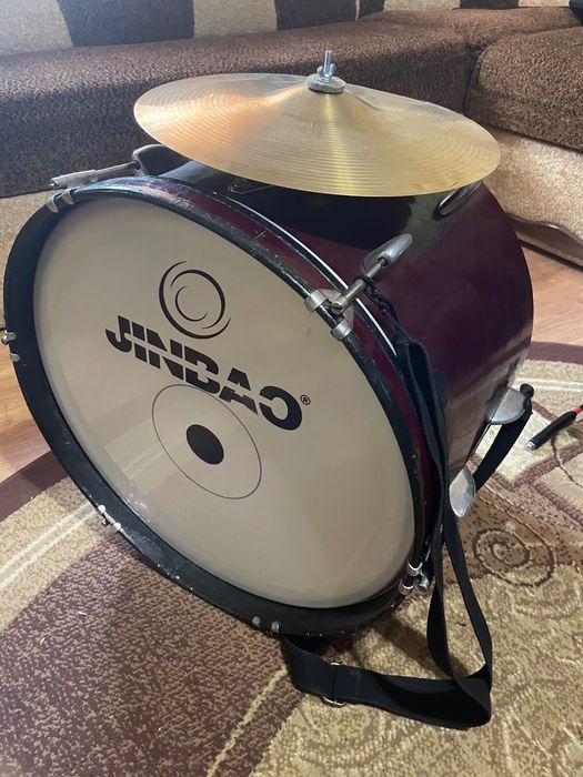 Продам бубен гарний стан басистий звук розмір, 15х20дюймів