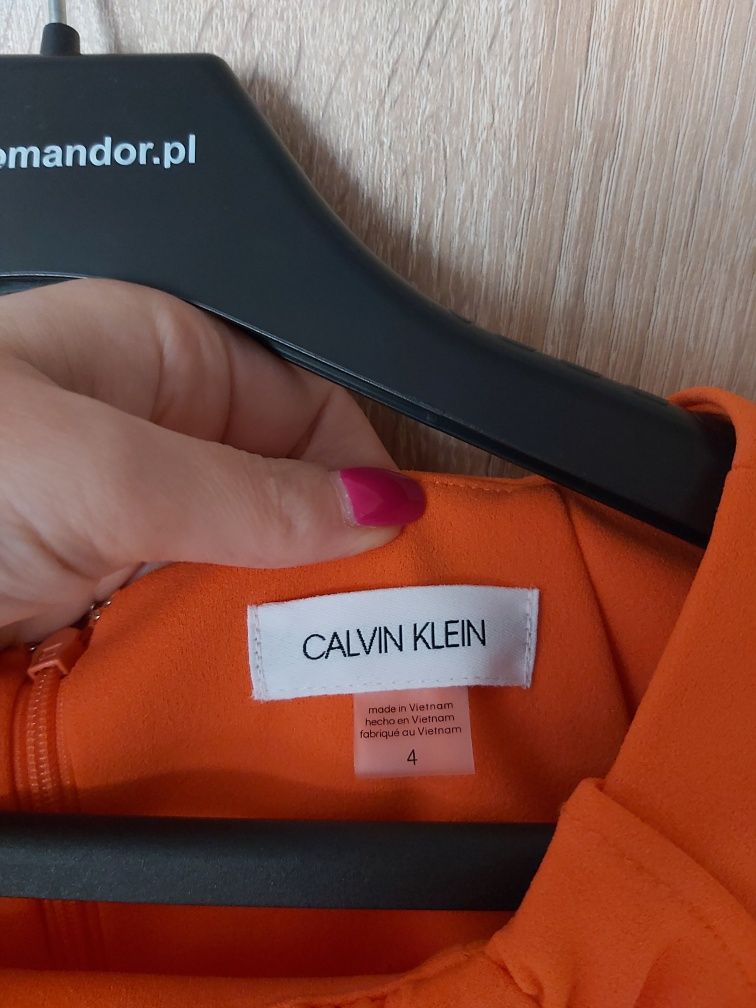 Ciekawa sukienka Calvin Klein s m