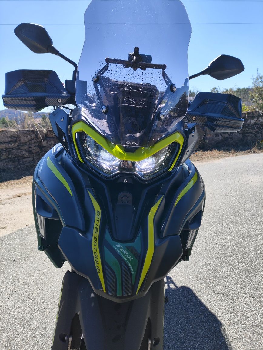 Benelli TRK 702X