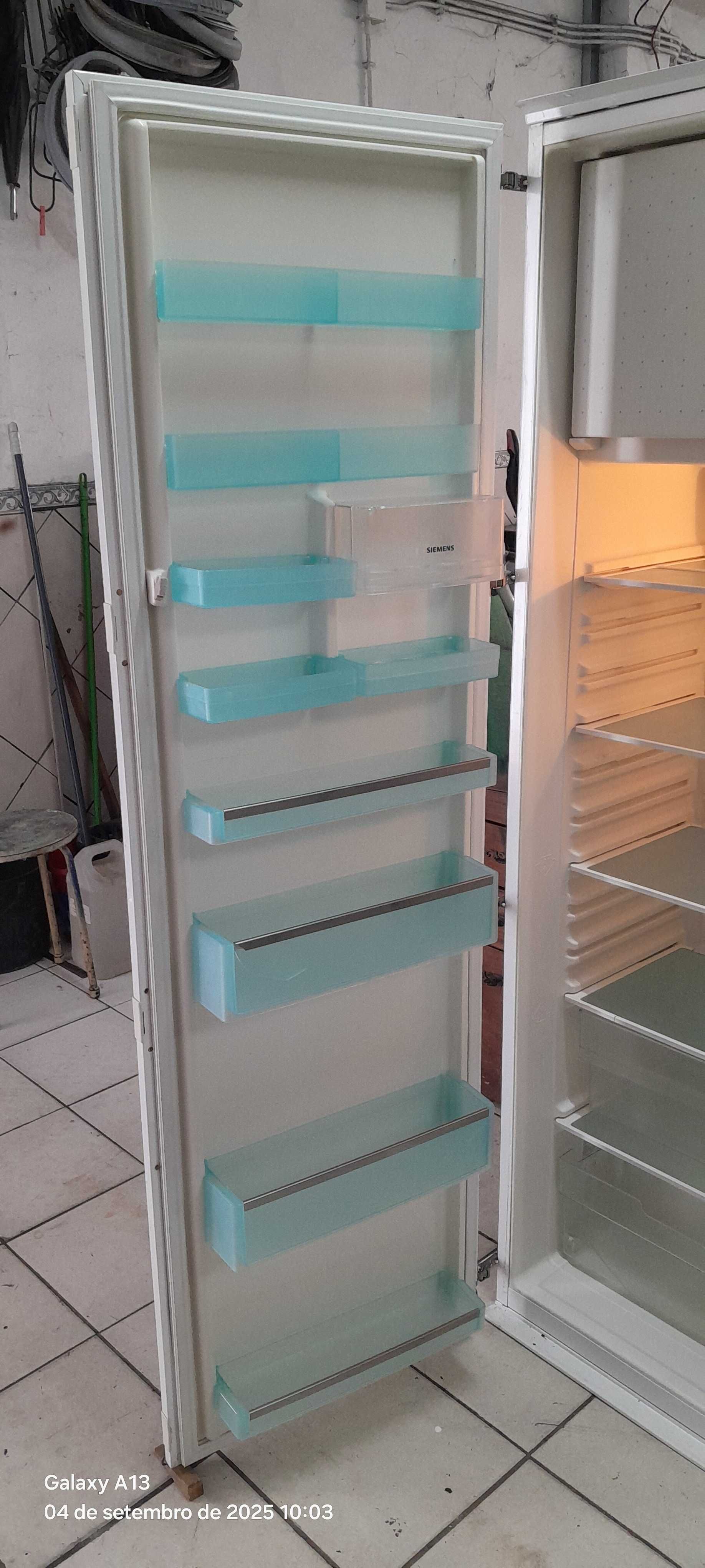 Frigorífico de encastre Siemens