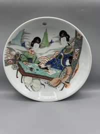 Grande Prato em Porcelana Chinesa Kangxi Qing Dynasty