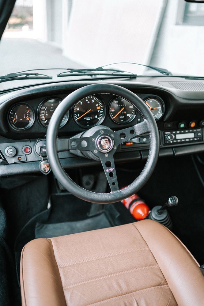 Porsche 911 G Model 2.7