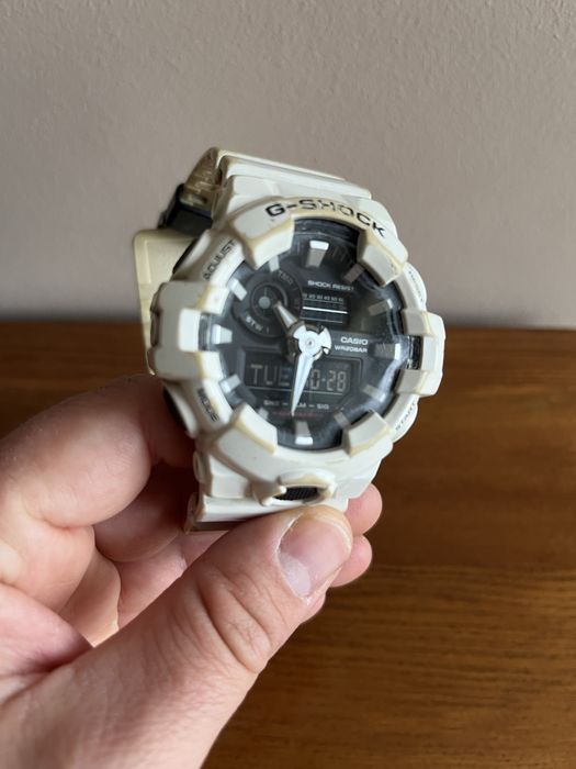 Sprzedam zegarek Casio G-Shock GA-700