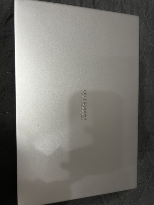 Продам ноутбук Huawei Matebook D14