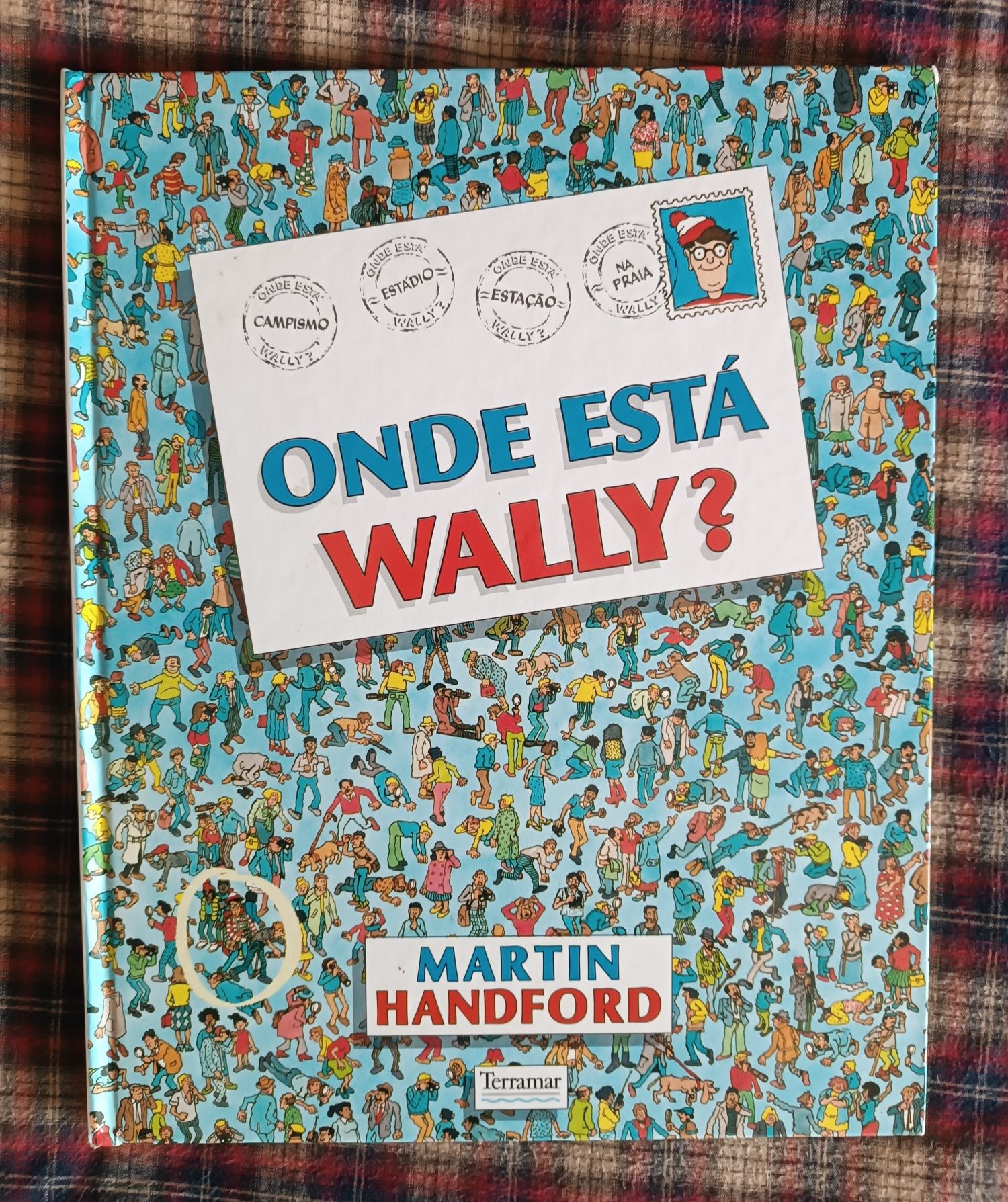 Livro onde está wally