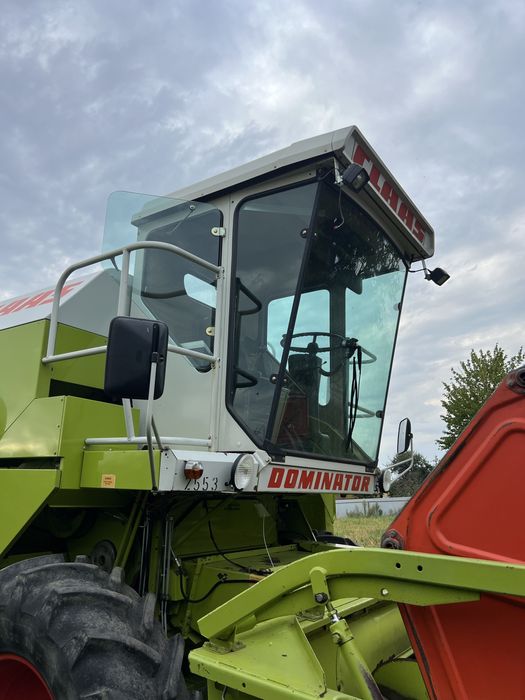Свіжопривезений комбайн Claas dominator 48s гідравлічна вигрузна