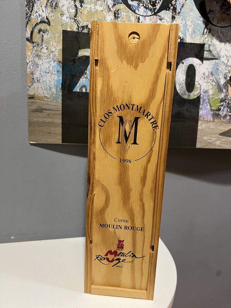 Футляр деревянный для вина .1998г( h-32) MOULIN ROUGE