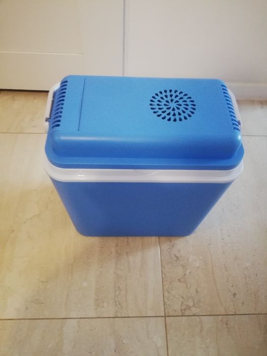 Lodówka turystyczna 230 V lub 12 V