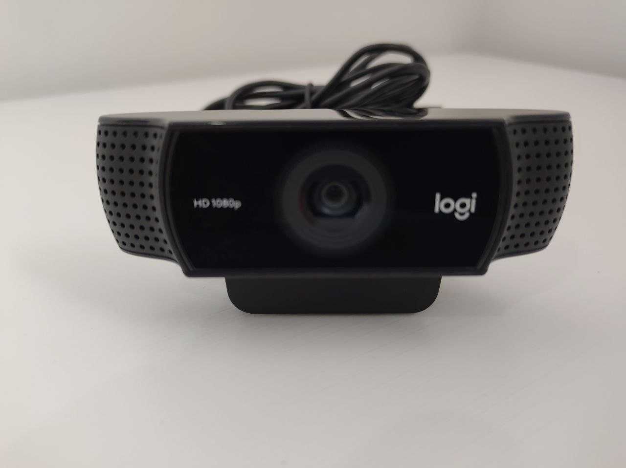 Вебкамера Logitech C922 Pro Sream webcam Full HD 1080/30fps,720p/60fps