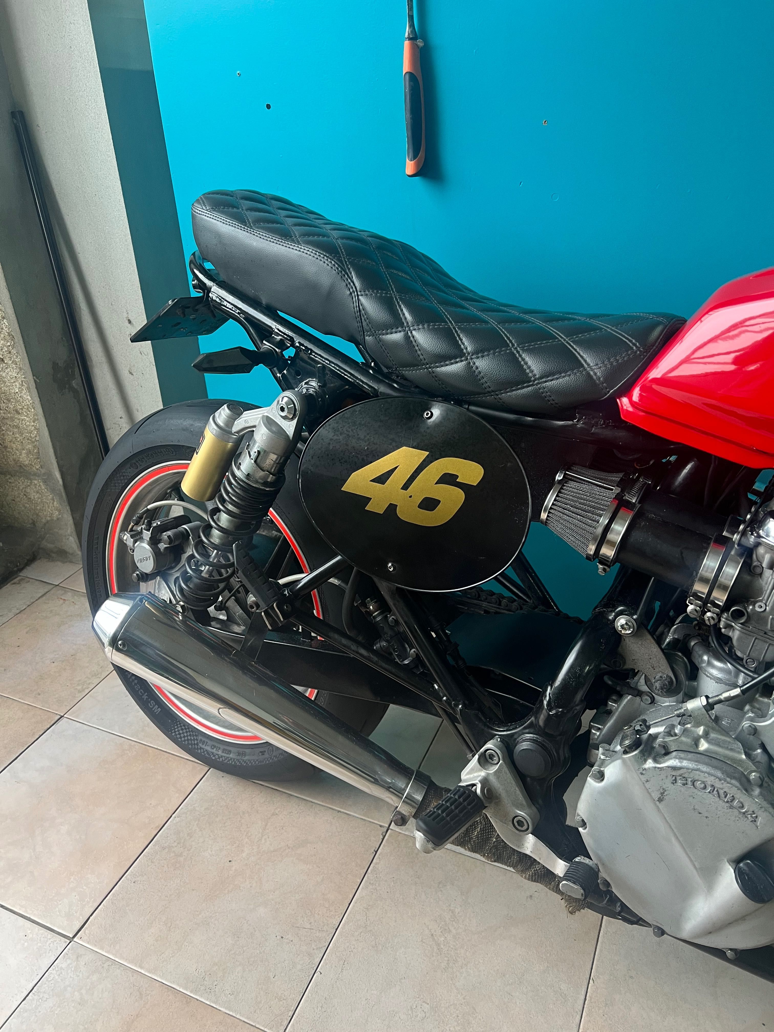Honda CB750 Café Racer Custom