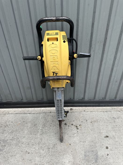 Бензиновий відбійний молоток Atlas Copco Cobra TT Бетонолом