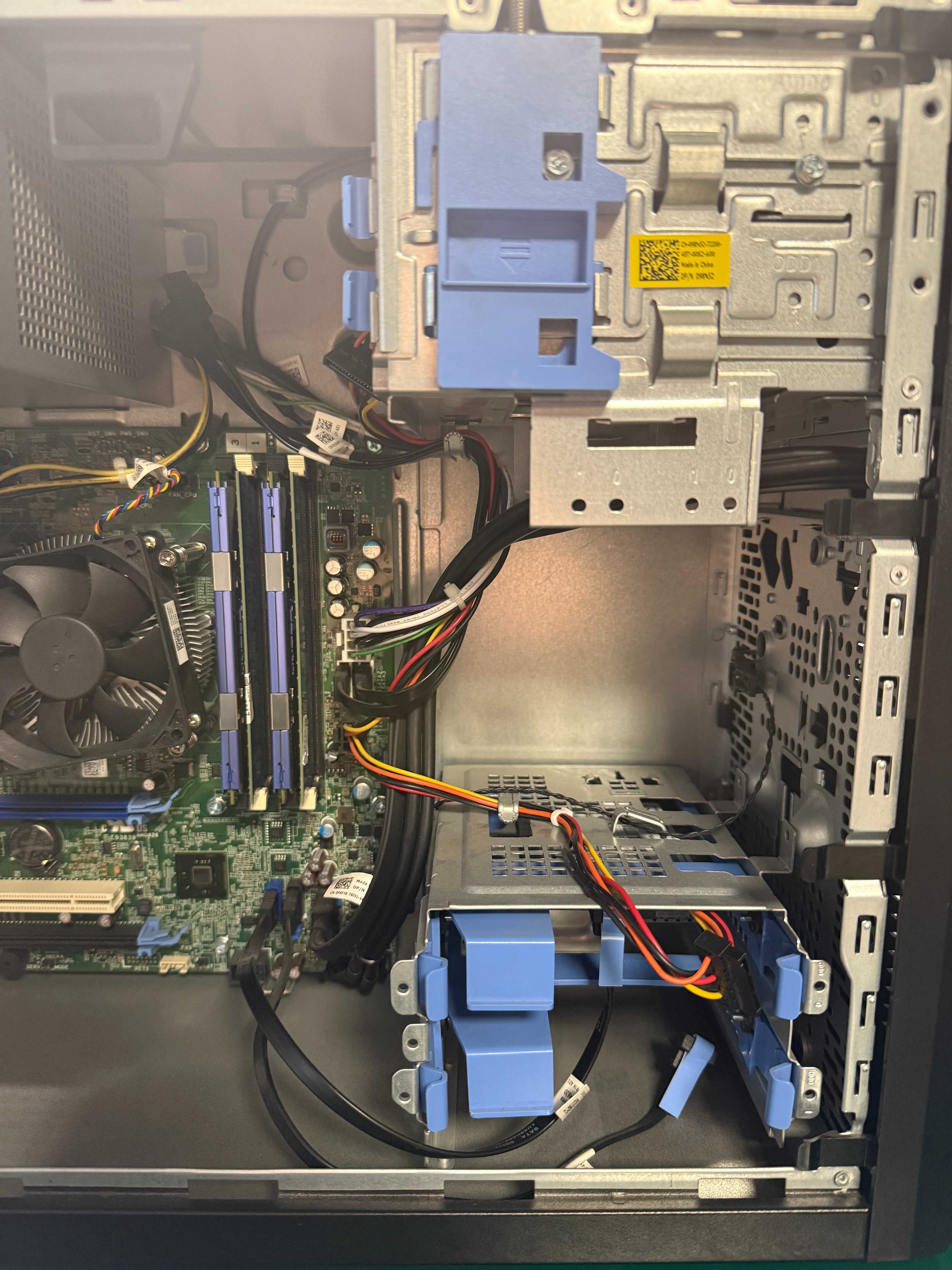 Serwer DELL T20 Intel G3220 8GB RAM SSD 240 GB