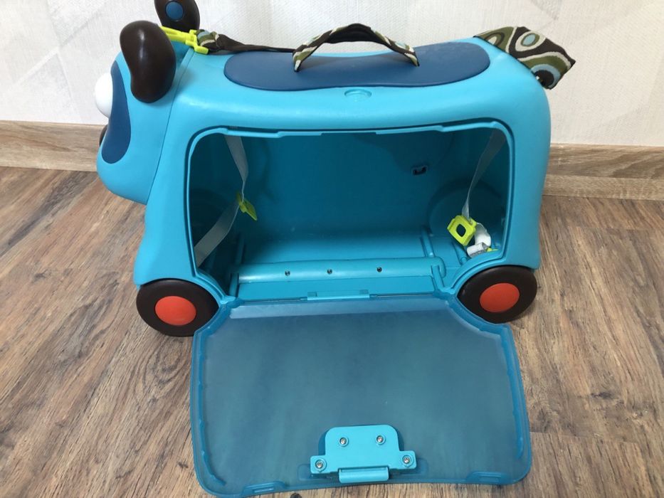 Чемодан-каталка Battat